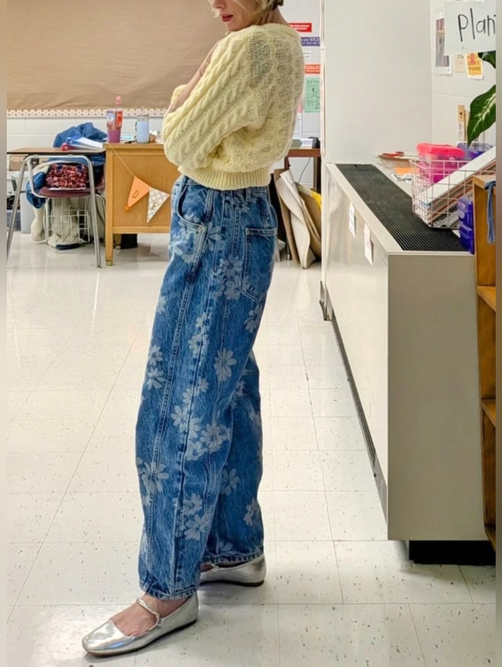 We The Free Blue Floral Good Luck Barrel Jeans - Picture 6 of 8